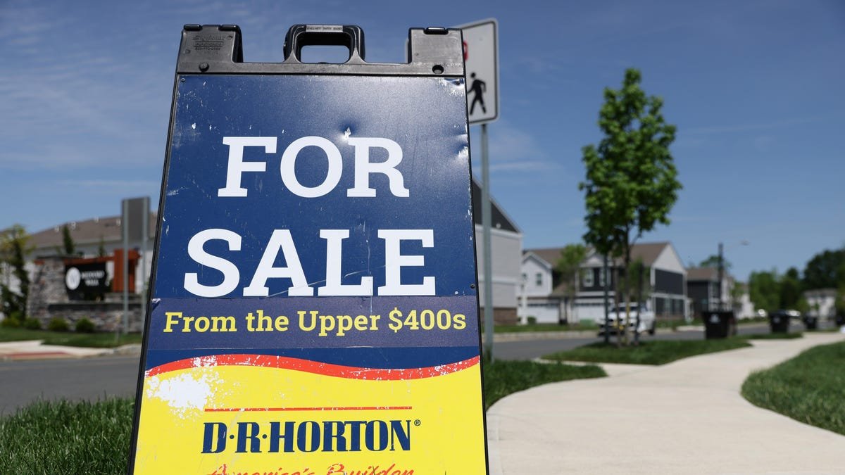 US housing in 2023 won’t be a buyer’s market or a seller’s market